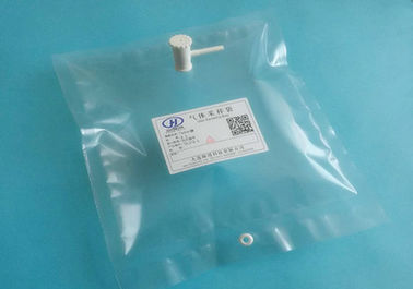 Chine Le sac de prélèvement de gaz de Dupont Tedlar® PVF avec la valve du septum pp de silicone de valve de pp comporte 3/16&quot; OD (4.76mm/7mm) TDL71_0.3L fournisseur